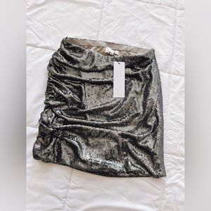 Ronny kobo silver sequin skirt sz small new with tags